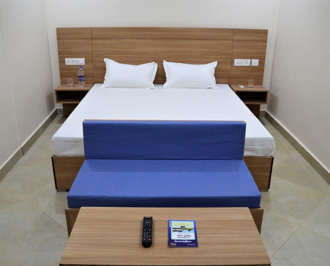 Oceanside Mahabalipuram - With Beach Access Екстериор снимка
